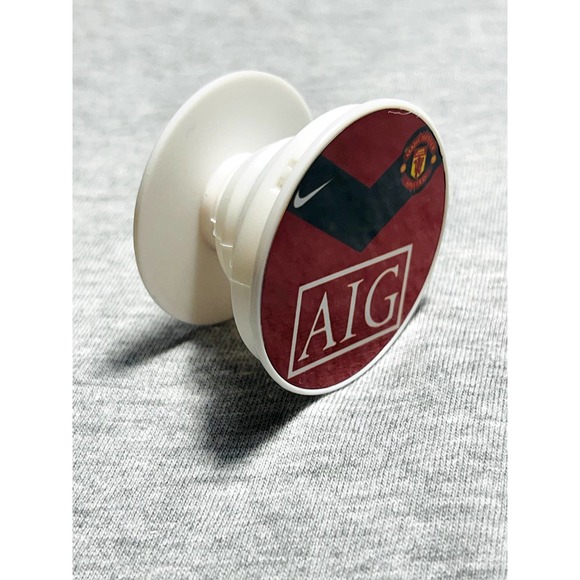 Man United Custom Pop Up Phone Accessory - Picture 2 of 5